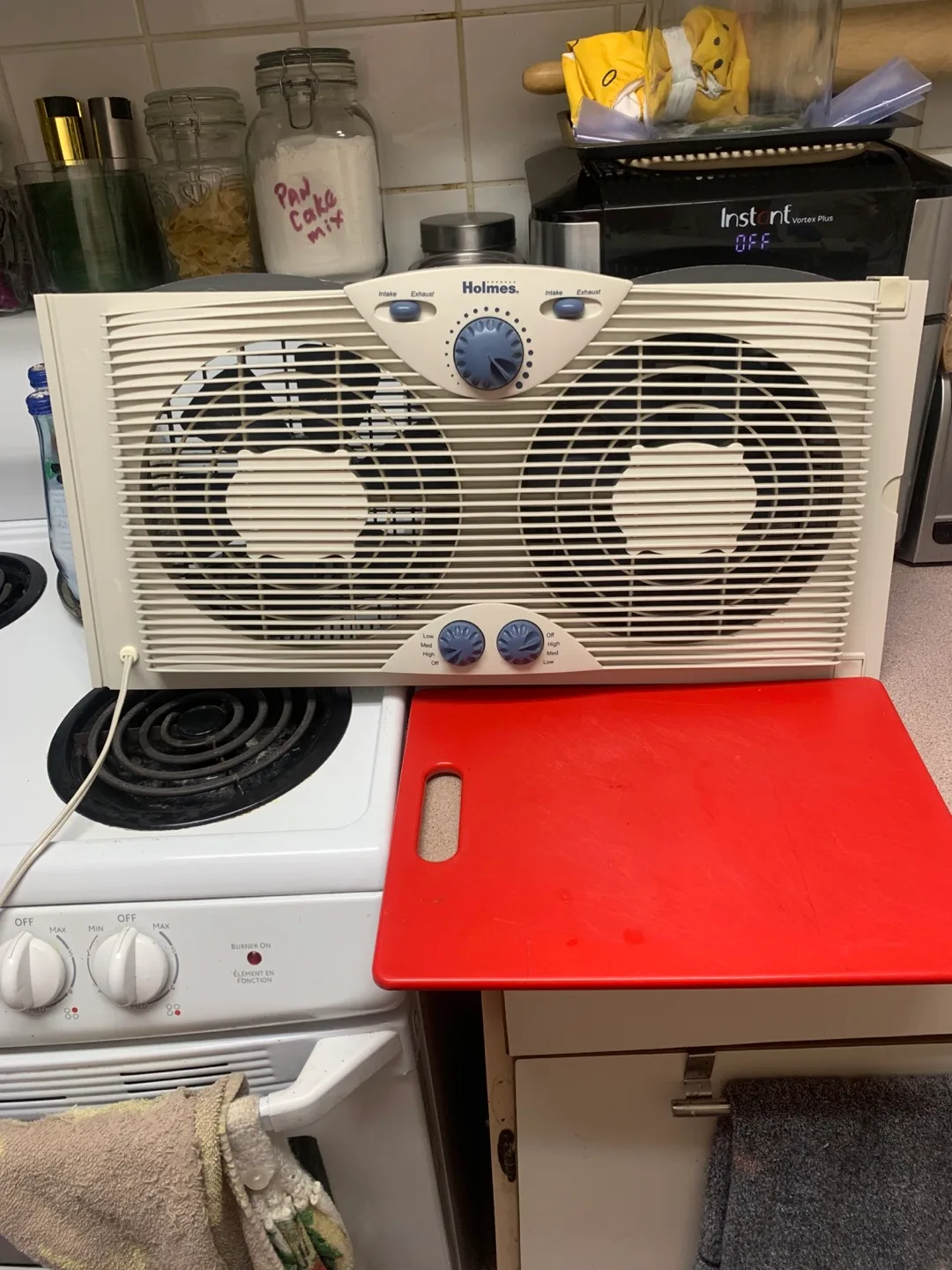 Holmes Twin Window Fan with Thermostat thumbnail