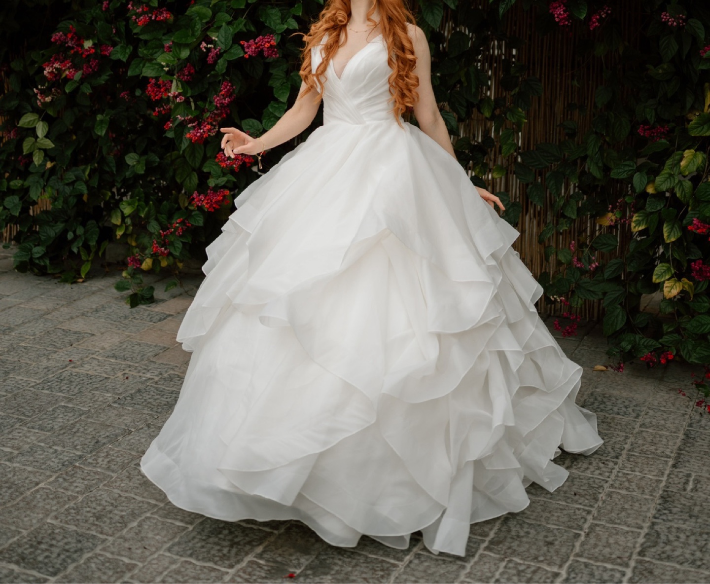 Size 8/10 Mori Lee wedding dress with hoop skirt/petticoat