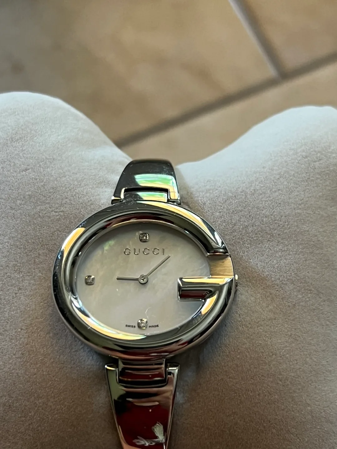 Gucci G-Frame Stainless Steel Ladies Watch image indicator(3)