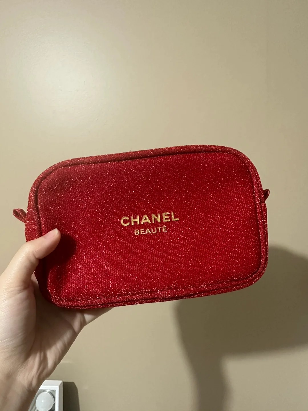 Chanel Red Glitter Pouch thumbnail