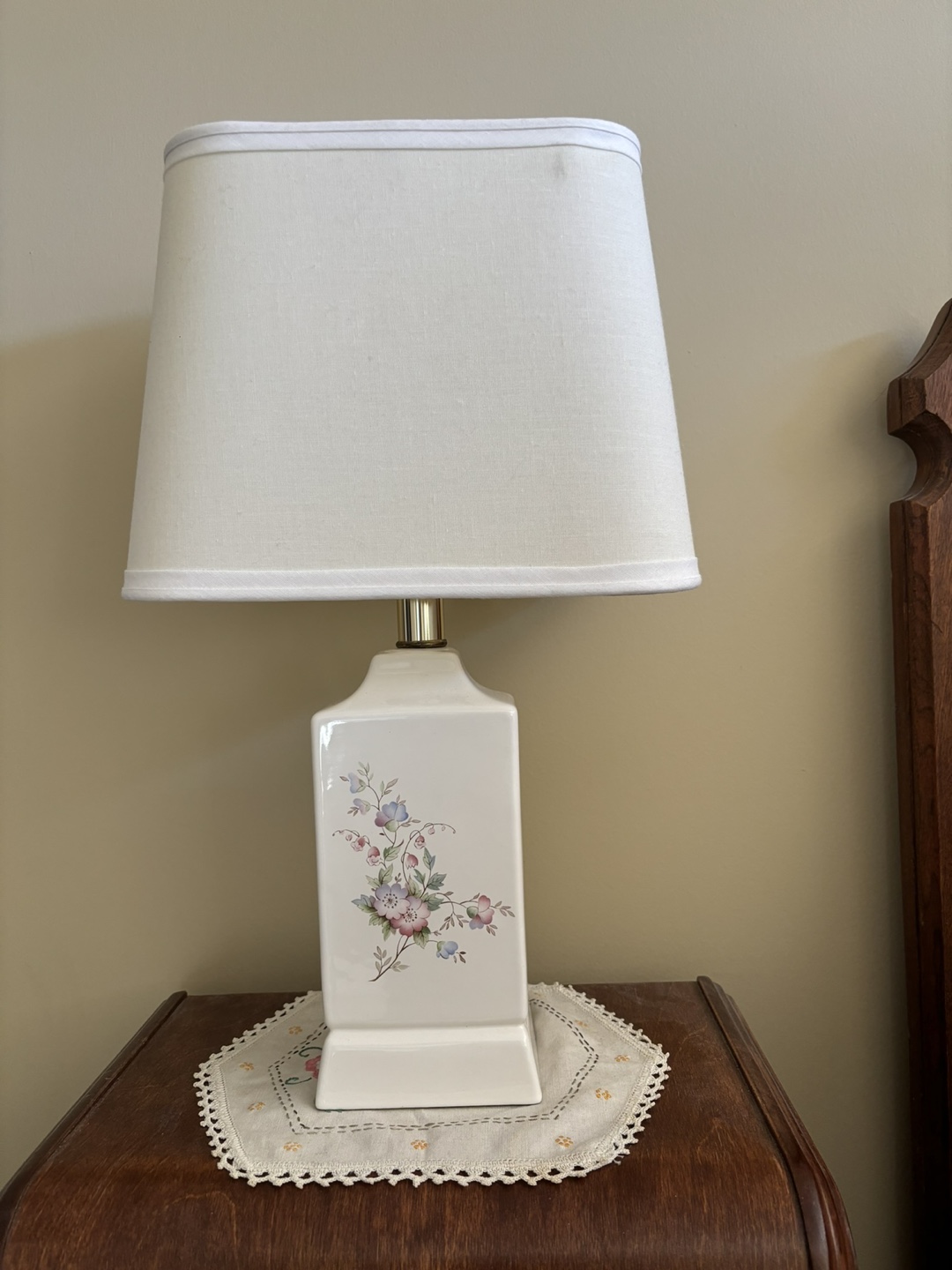 2 MCM /vintage lamps-Made in Canada