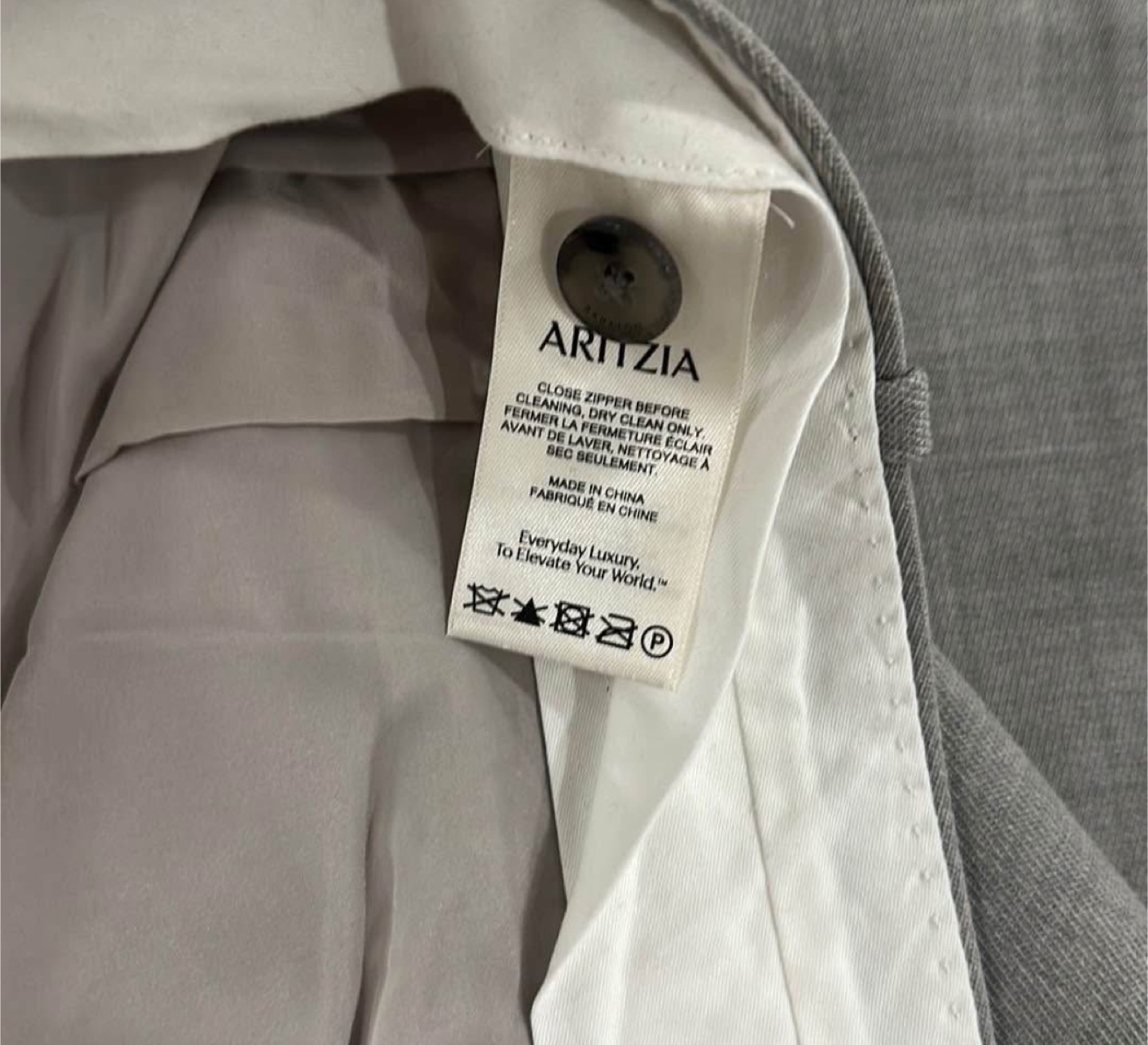 Aritzia Babaton Spotlight Cargo Pant - Size 8 - photo 3