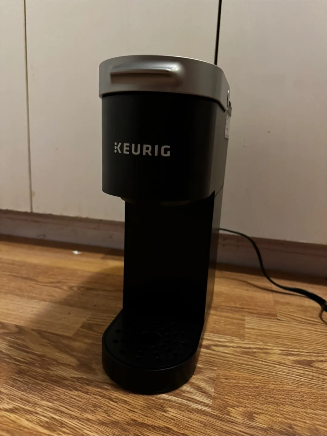 Keurig K-Cup Pod Drawer and Coffee Maker thumbnail