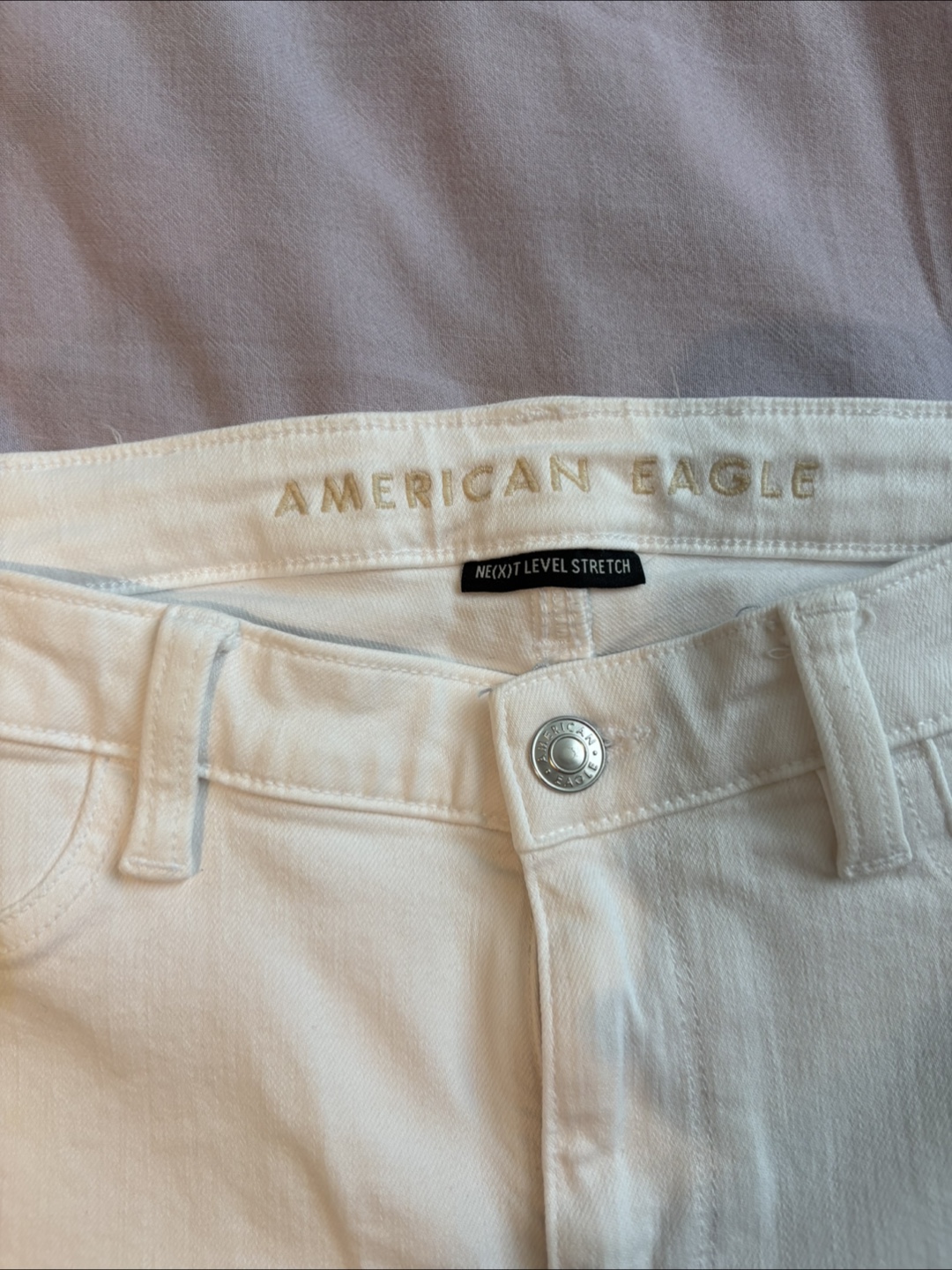 American Eagle Distressted White Jeans, Size 10