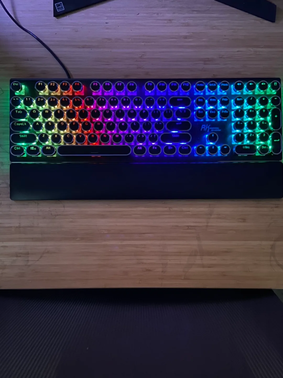RK Royal Kludge Retro Mechanical Keyboard thumbnail