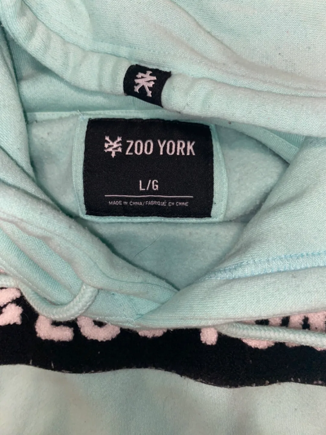Zoo York Hoodie - Size Large image indicator(2)