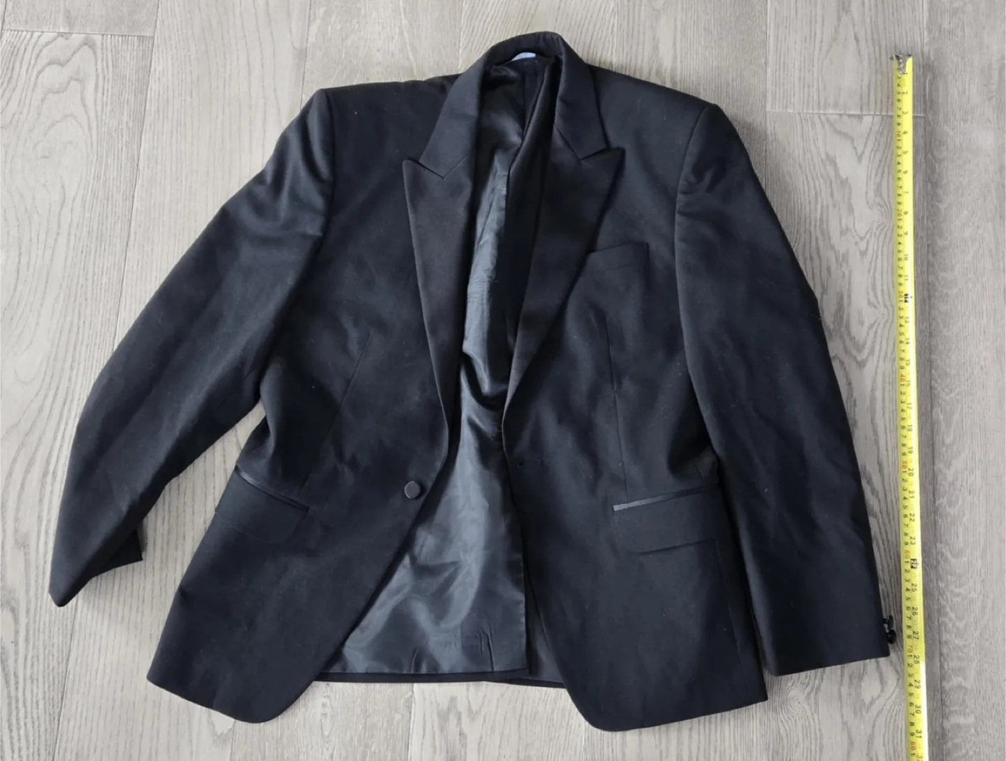 Men’s wool Black Suit Jacket & Pants Set thumbnail