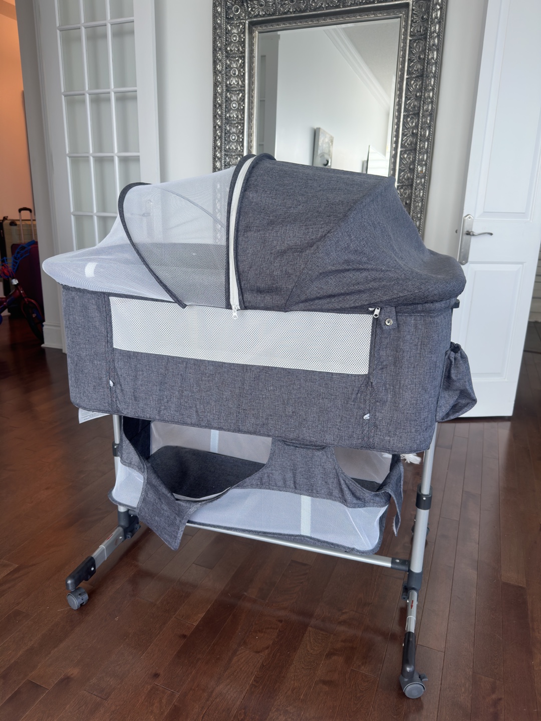 Grey Baby Bassinet - photo 2