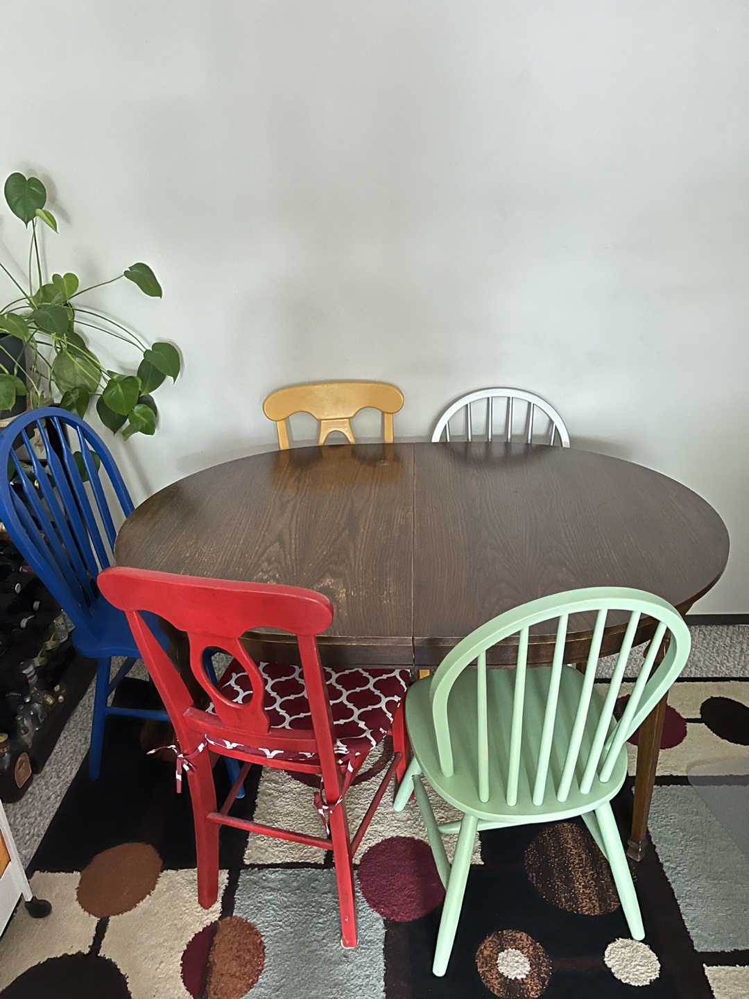 Dark Wood Oval Extendable Dining Table with Painted Wood Chairs - photo 3