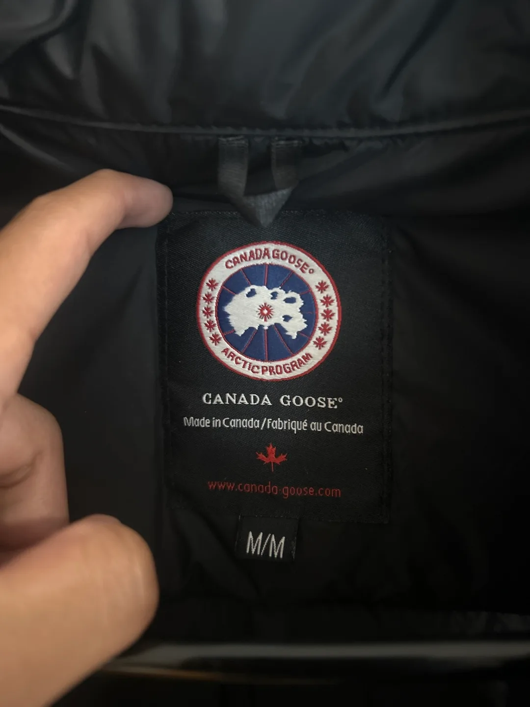 Canada Goose Vest, Size M image indicator(5)