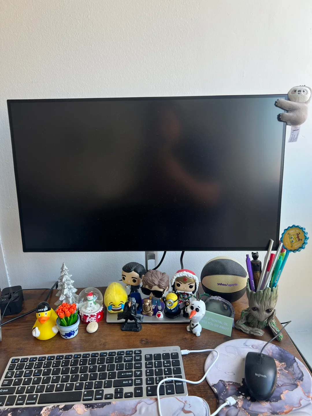 Dell UltraSharp U2723QE 27" 4K LCD Monitor thumbnail