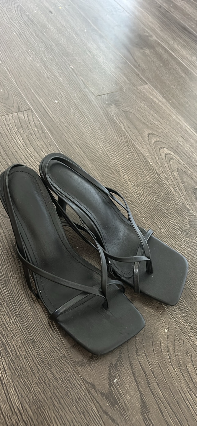 Black Strappy Heeled Sandals - Size 6 - photo 4