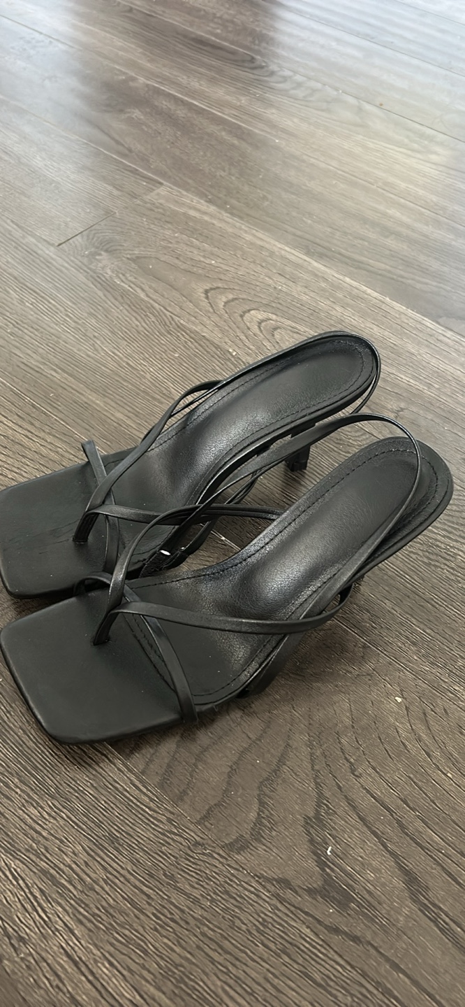 Black Strappy Heeled Sandals - Size 6 - photo 3