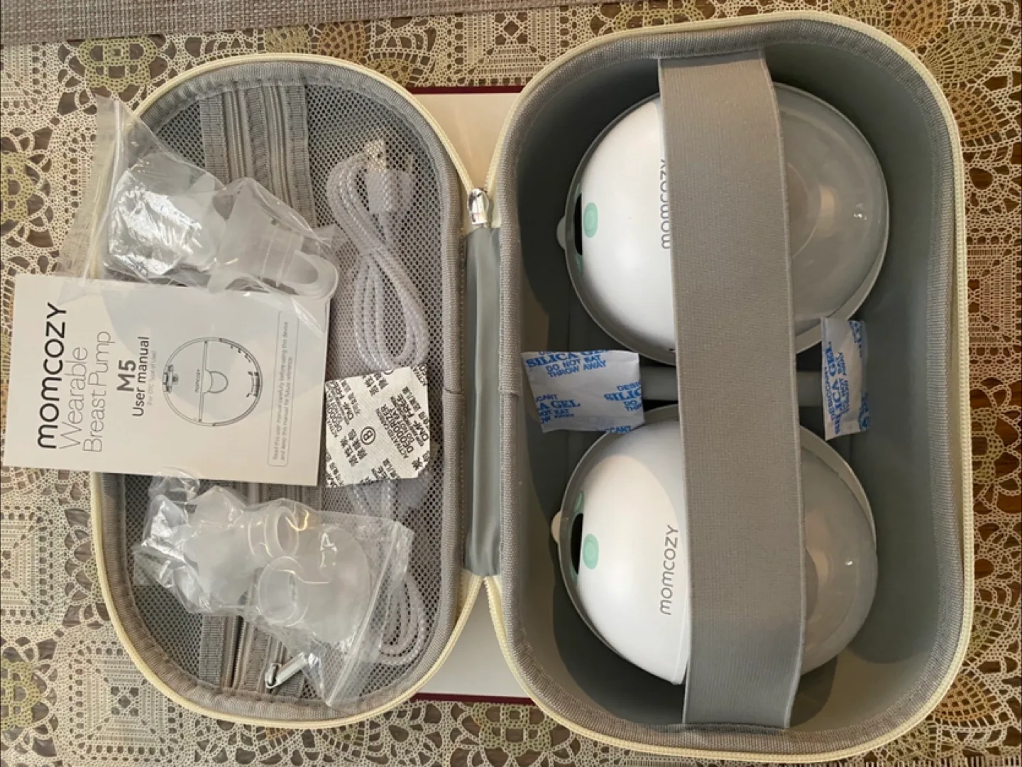 Momcozy M5 Wearable Breast Pump - New in Box! image indicator(2)