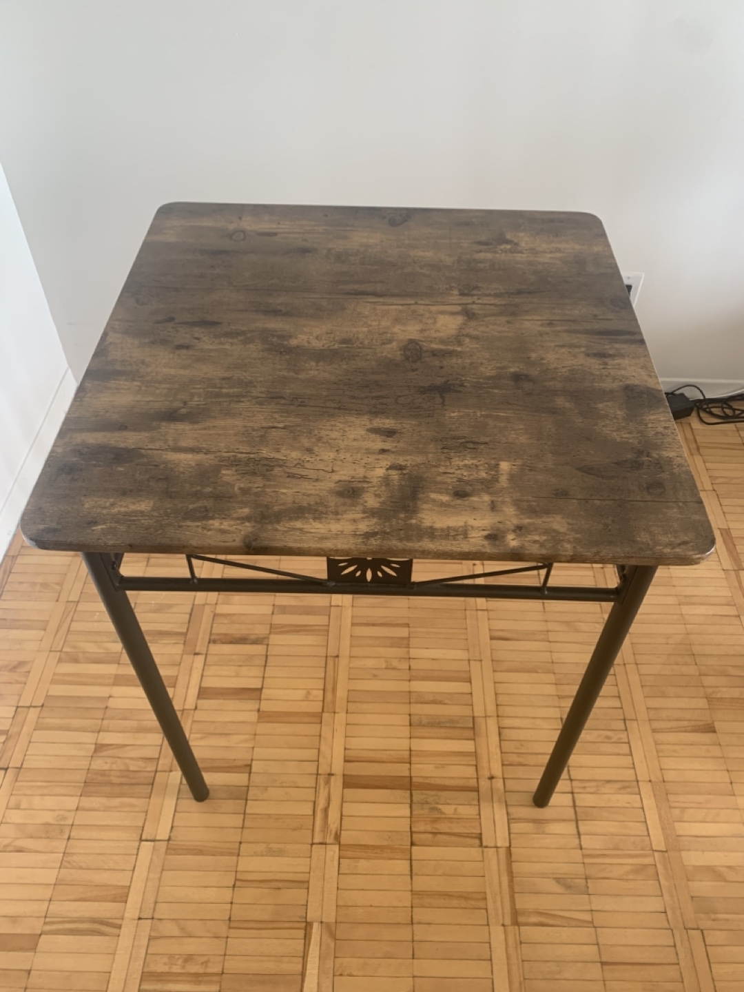 Dining Table and Chairs Set - Black Metal Frame - URGENT - photo 3