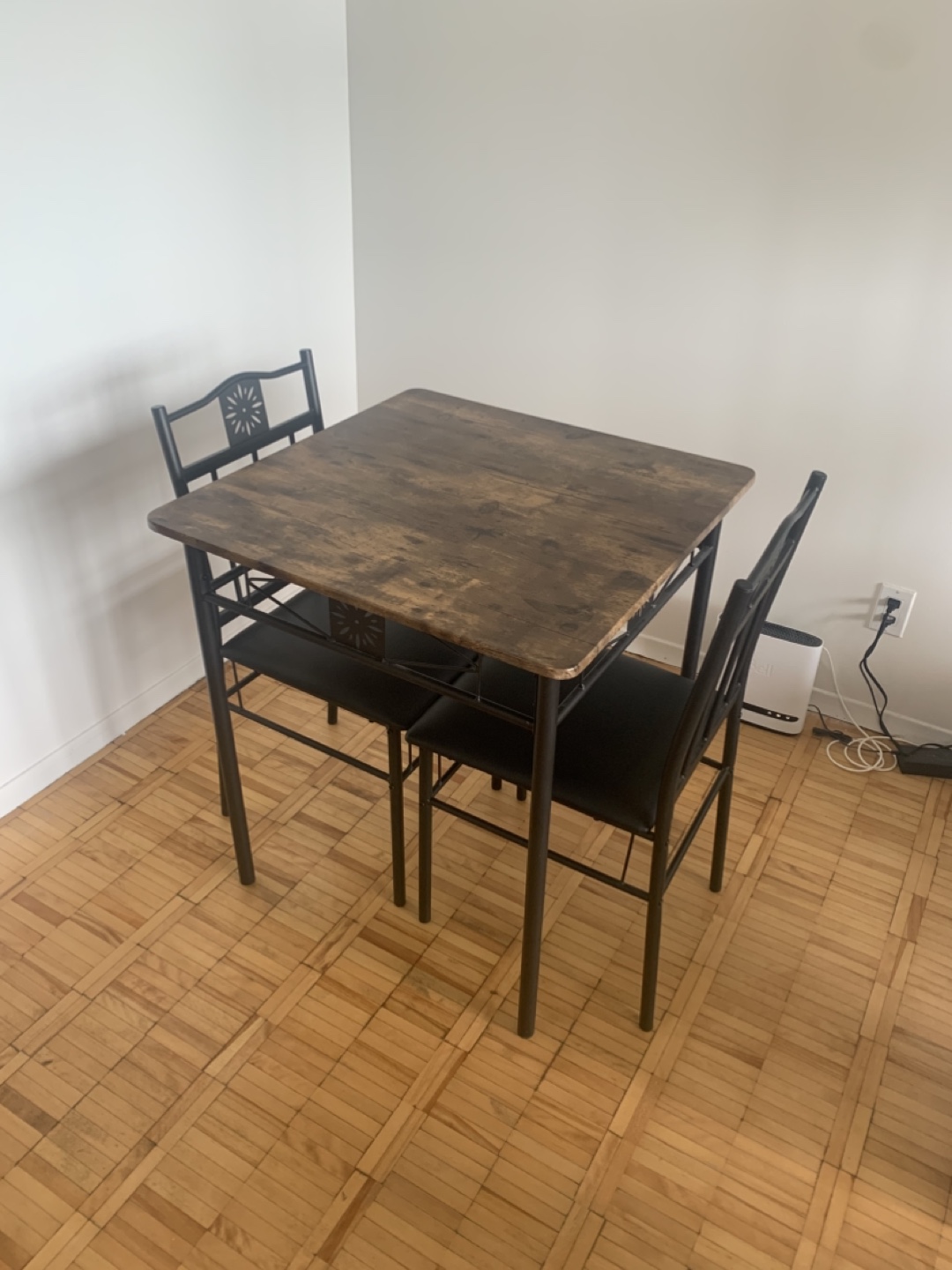 Dining Table and Chairs Set - Black Metal Frame - URGENT - photo 5