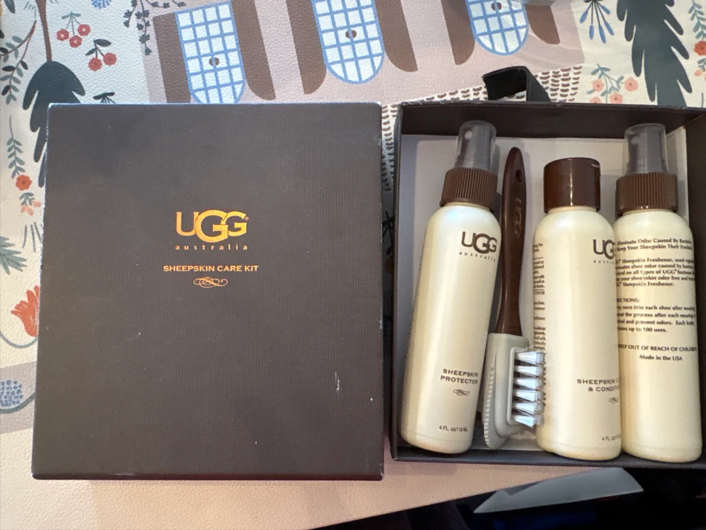 UGG Australia Sheepskin Care Kit thumbnail