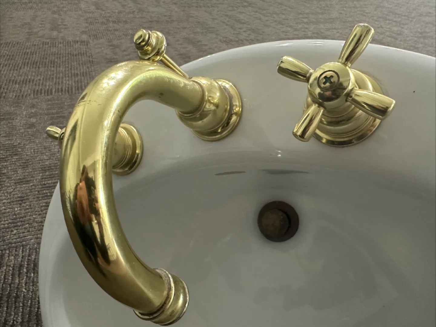 Kohler cast iron lavatory sink image indicator(2)