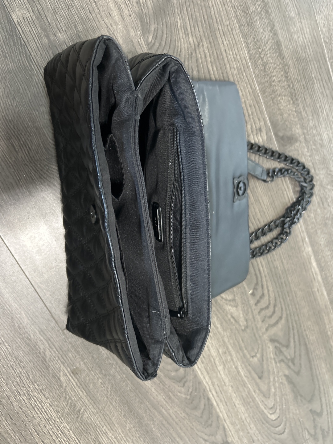 Kurt Geiger London Black Quilted Chain Bag - photo 2