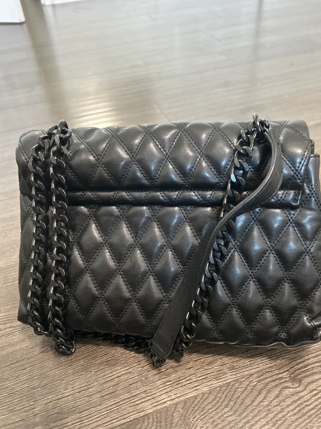 Kurt Geiger London Black Quilted Chain Bag image indicator(3)