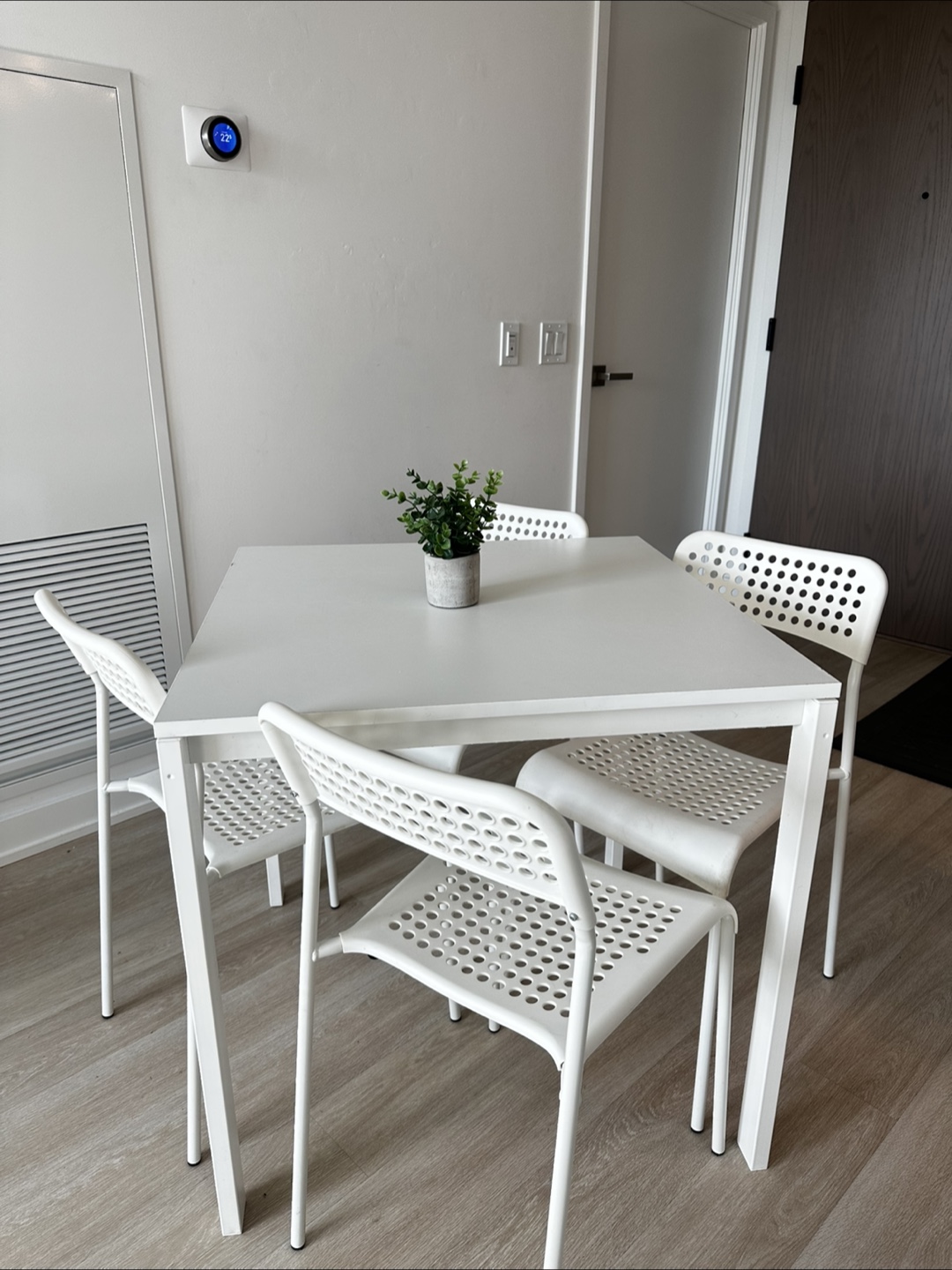 IKEA White Dining Table 75x75cm