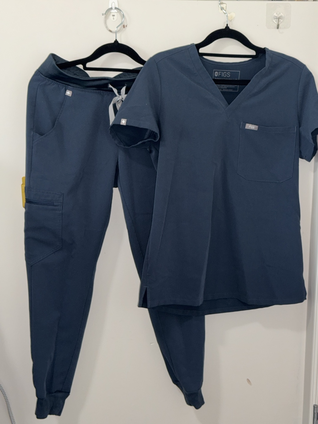 FIGS Scrub Set - Top and Bottom - photo 2