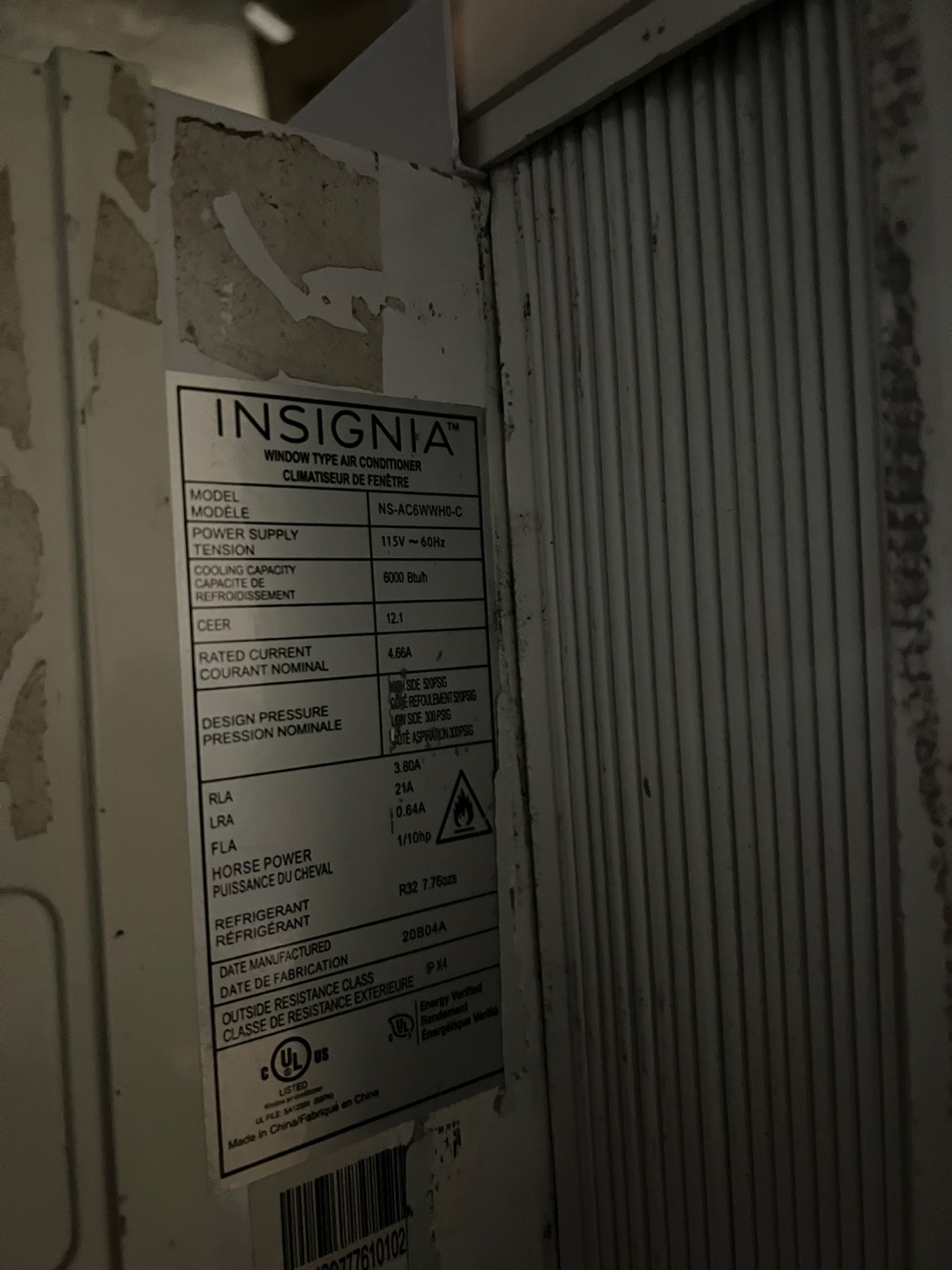 Insignia 6000 BTU Window Air Conditioner - photo 3