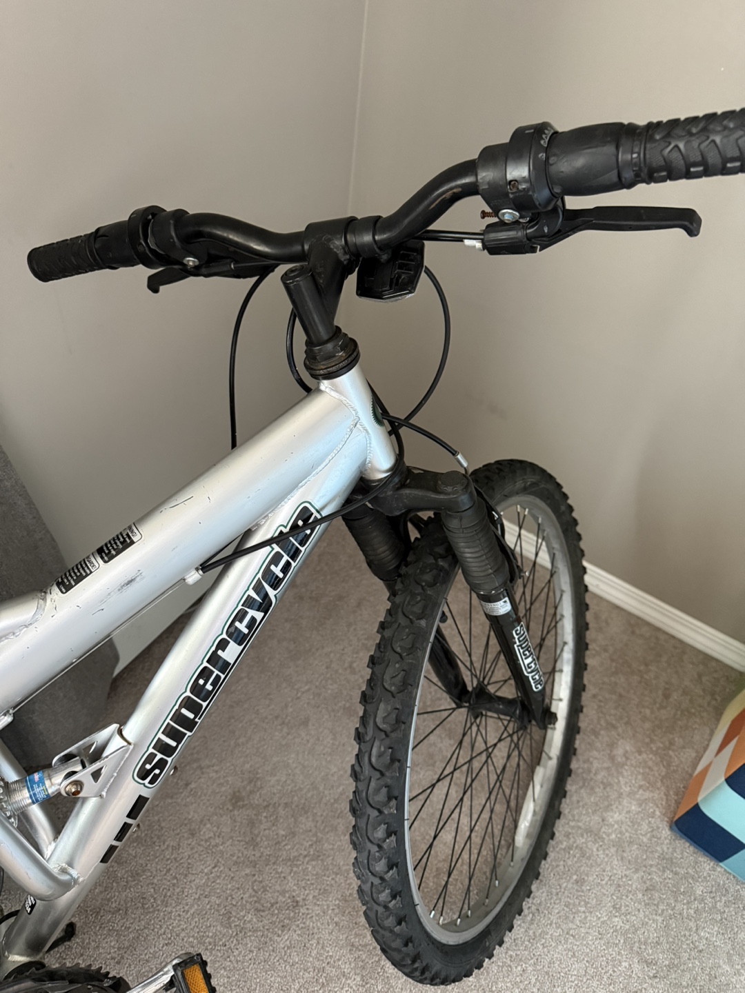 Bicycle Supercycle 18-Speed Mountain Bike - photo 2