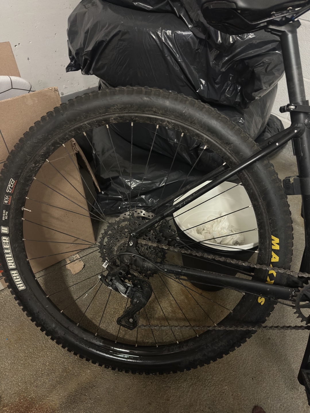 Specialized Mountain Bike - Black - photo 5