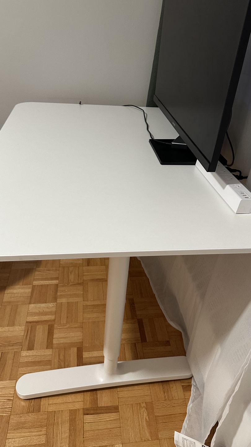 White IKEA Bekant Desk - photo 3
