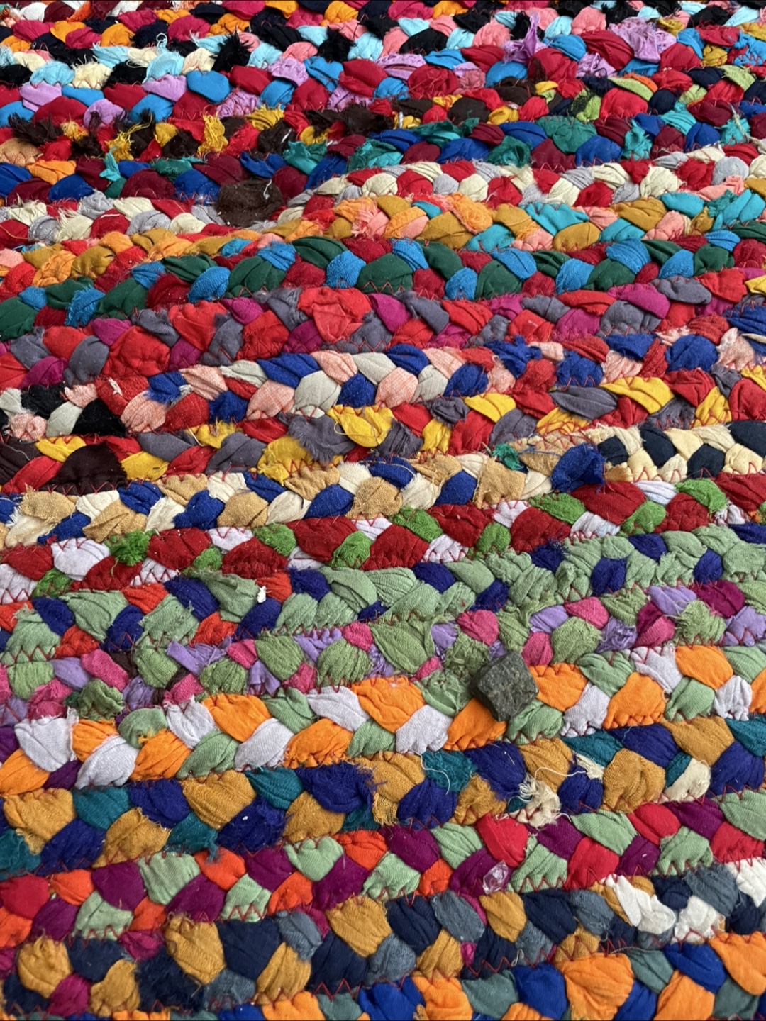 Large Handmade Braided Area Rug - Multi-Colour - photo 5