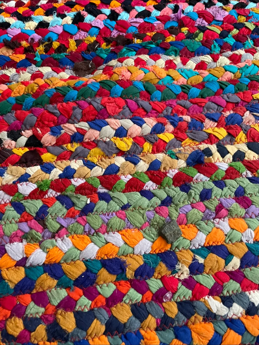 Large Handmade Braided Area Rug - Multi-Colour image indicator(5)