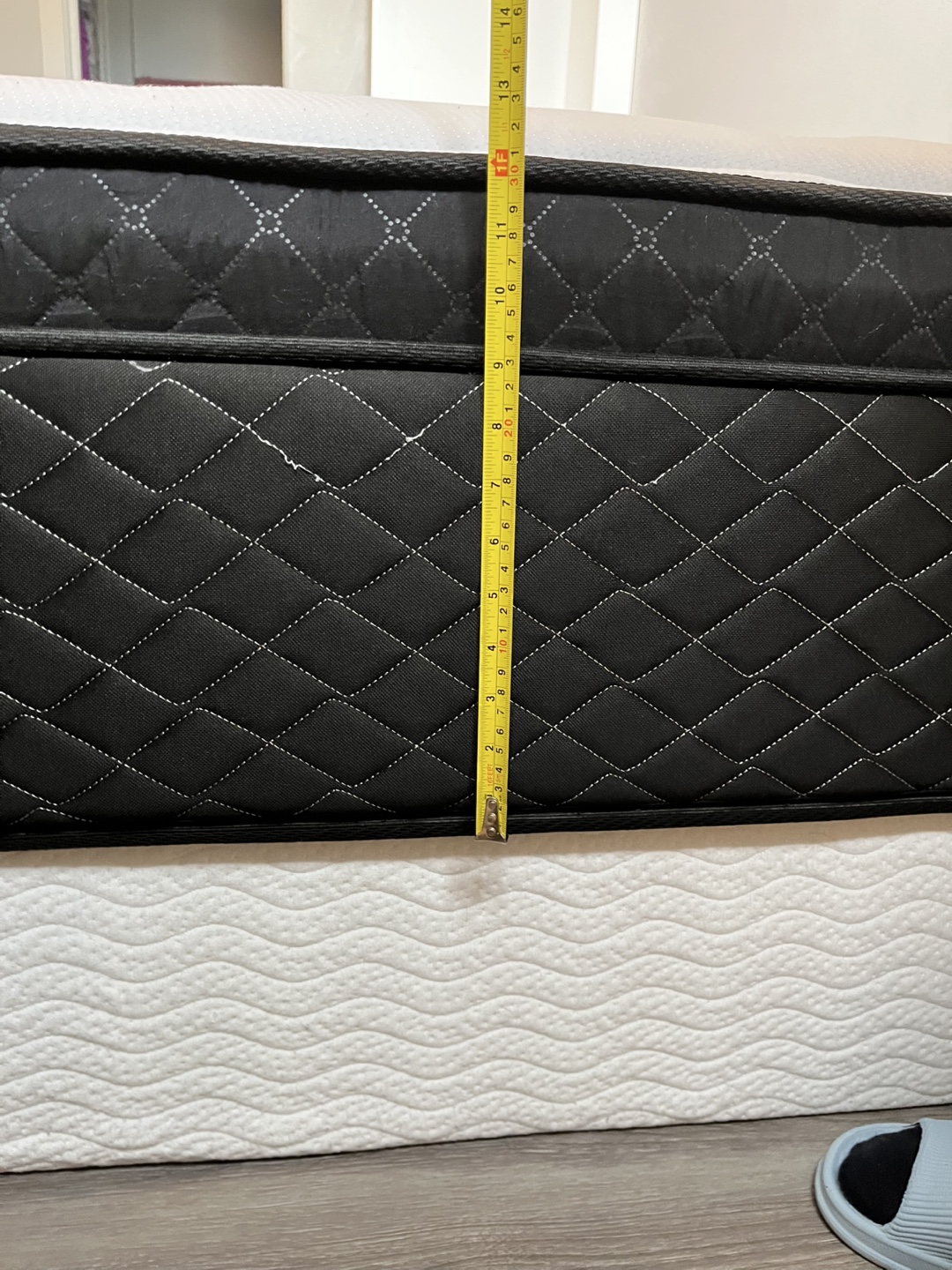 Queen Size Mattress - photo 5
