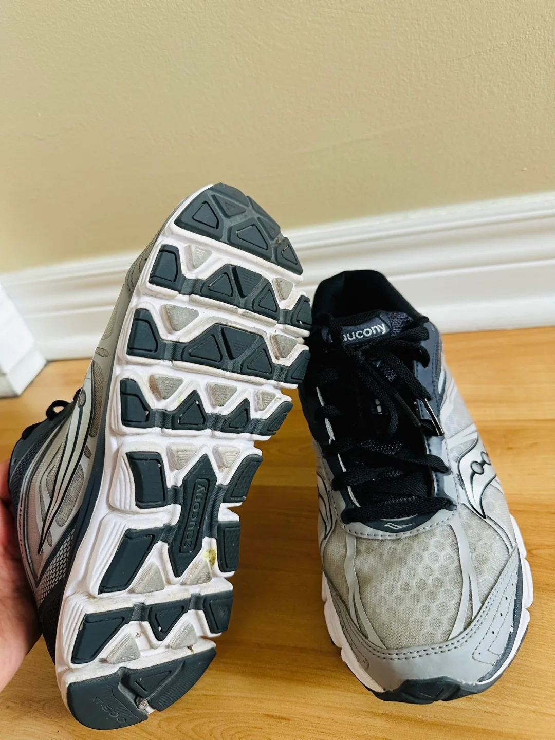 Saucony Mayhem Running Shoes - Men's US 8.5 image indicator(5)