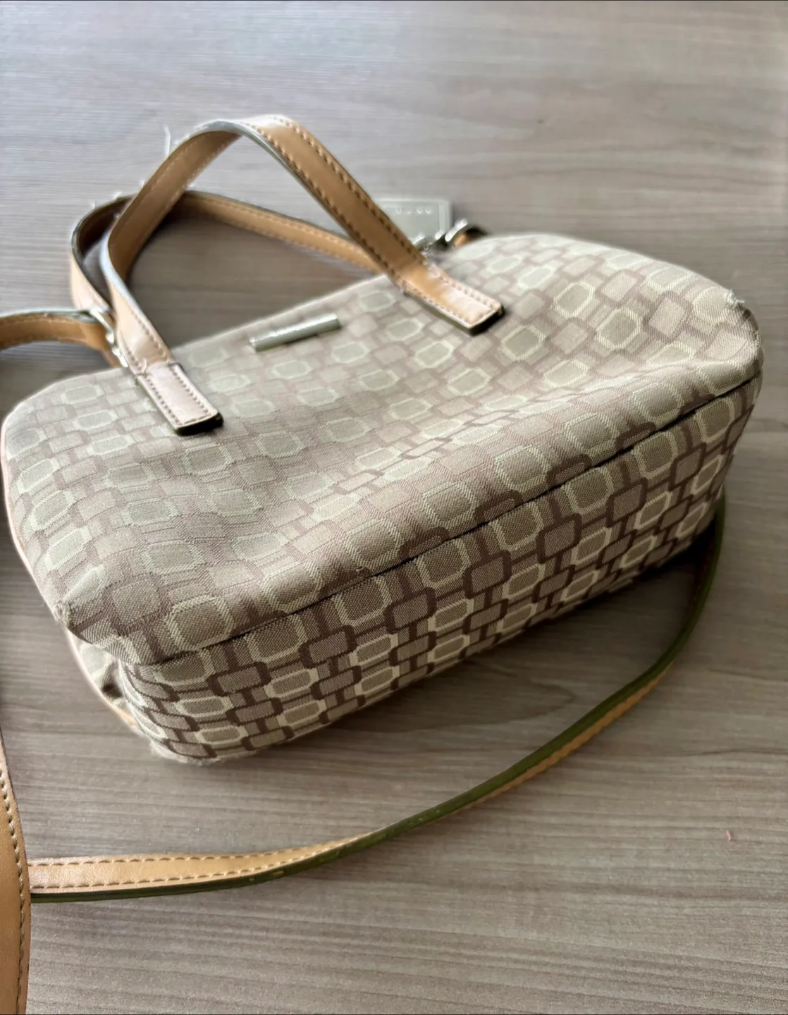 Nine West crossbody handbag image indicator(4)