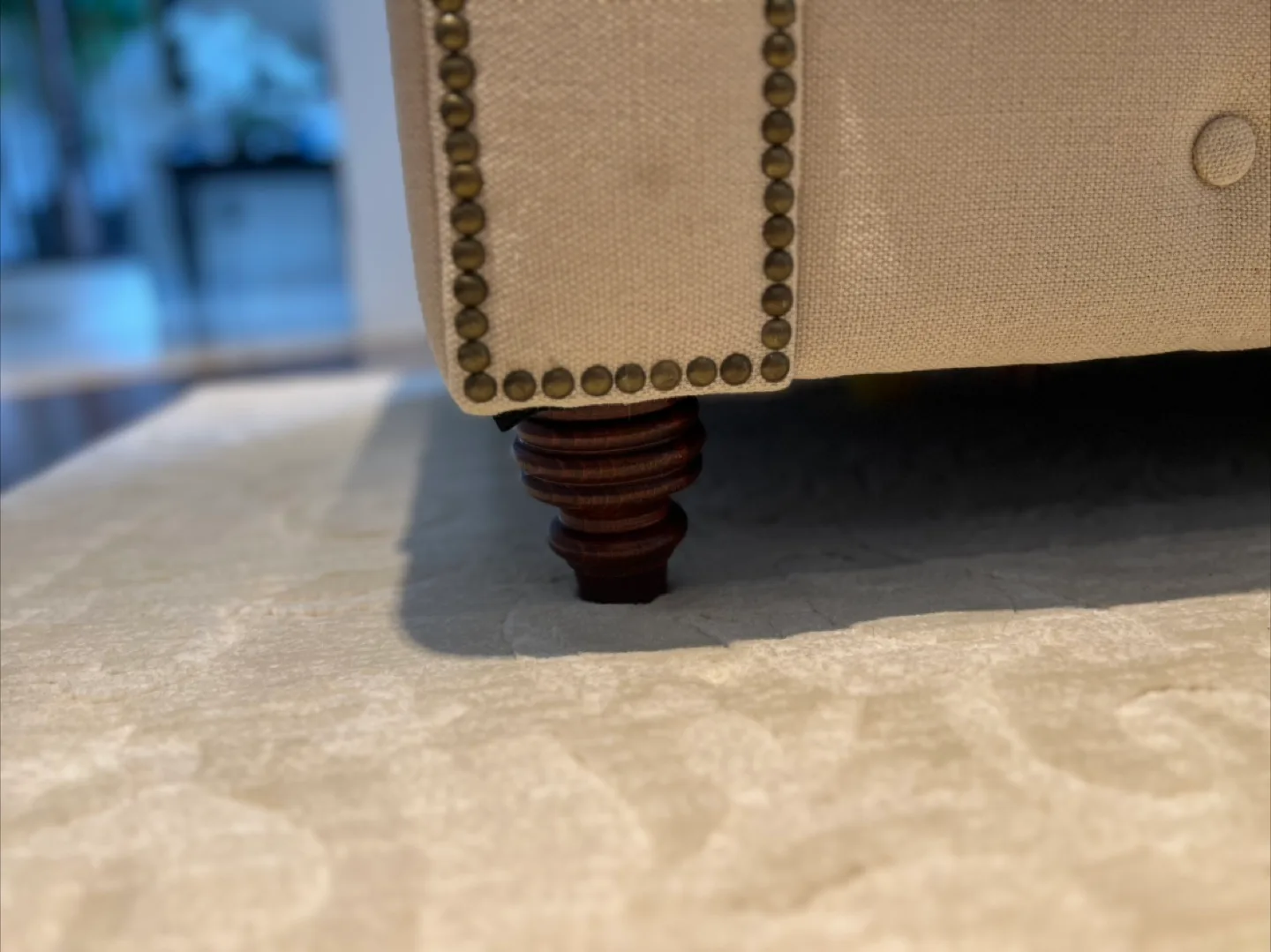 Beige Chesterfield Sofa image indicator(4)