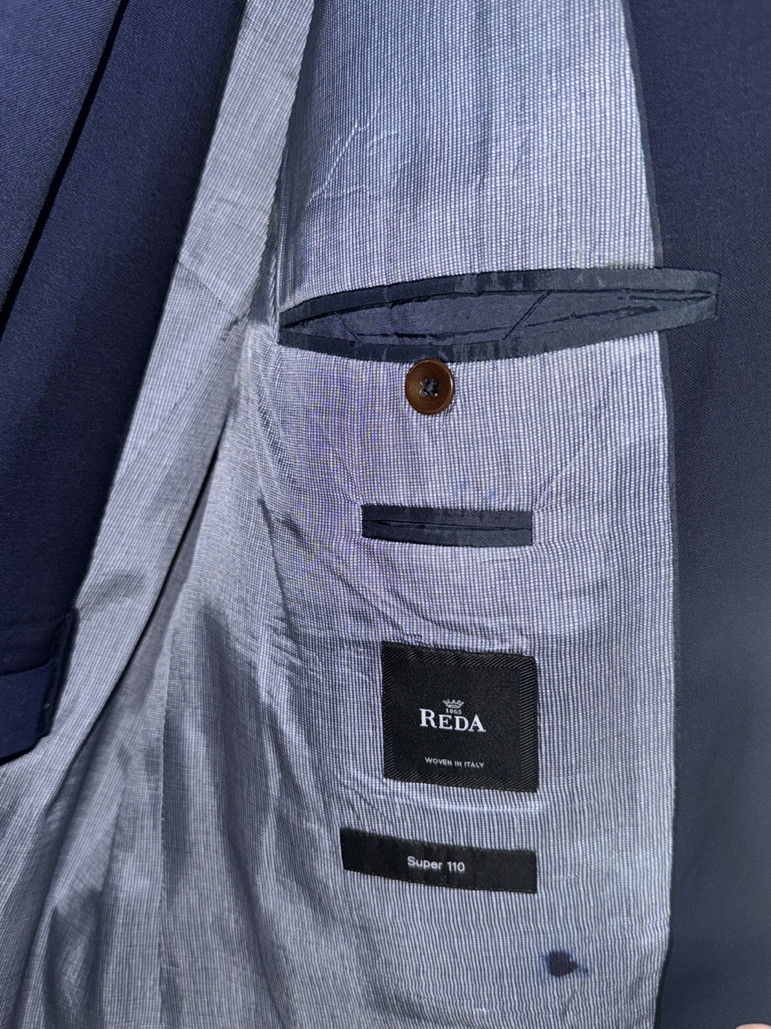 Hugo Boss Navy Blue Suit - Size US 42L - photo 3