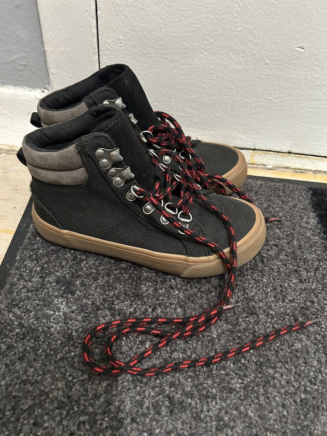 Boys Old Navy Black High Top Sneakers - Size 12 - photo 4