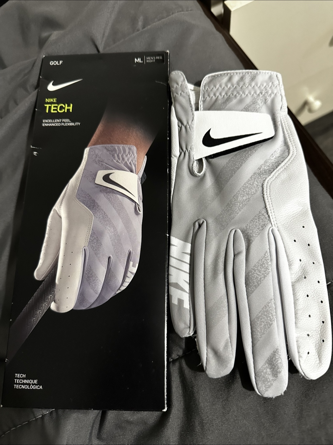 Nike Tech Right Hand Golf Glove for Left Hand person- Men's