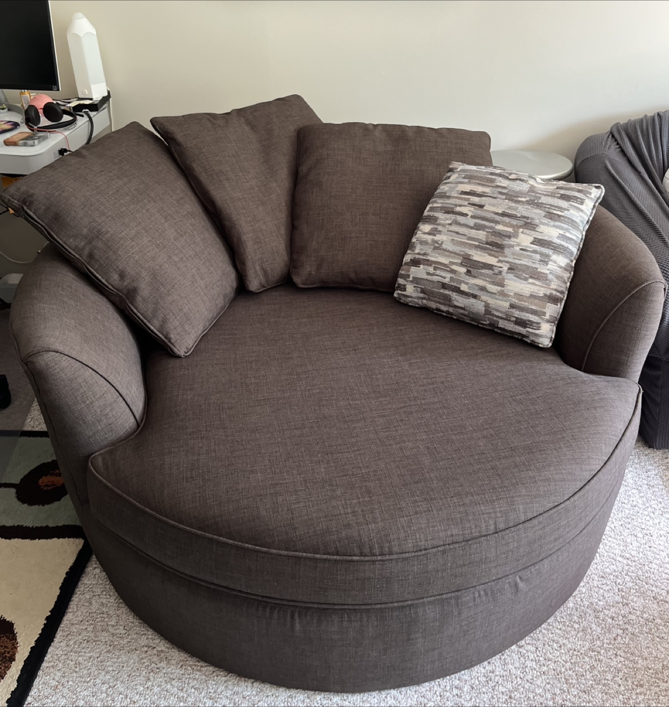 Oversized Brown Round Nest Chair