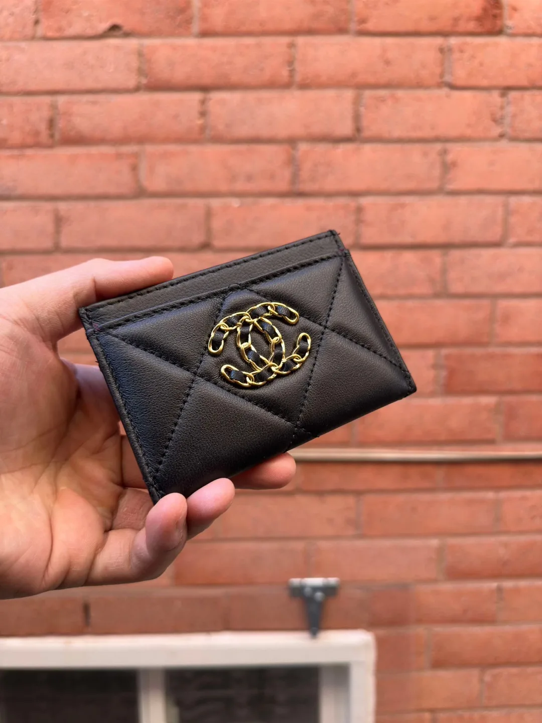 Chanel 19 Card Holder Black Leather thumbnail