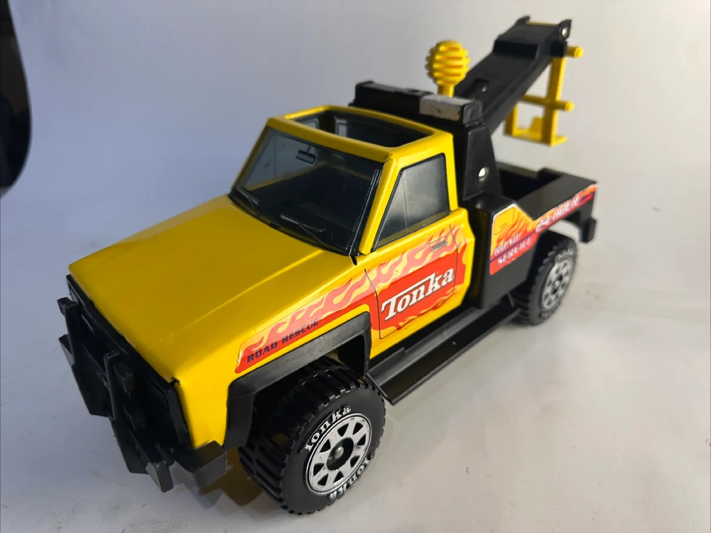 Tonka Road Rescue 24-Hour Service Tow Truck thumbnail