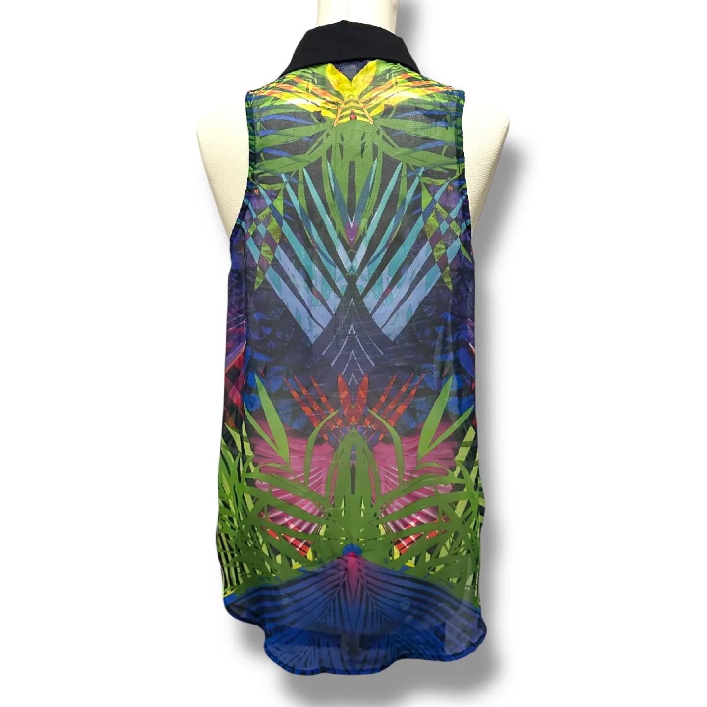 Decree | Sleeveless Blouse - Tropical Jungle Print - Size M image indicator(3)