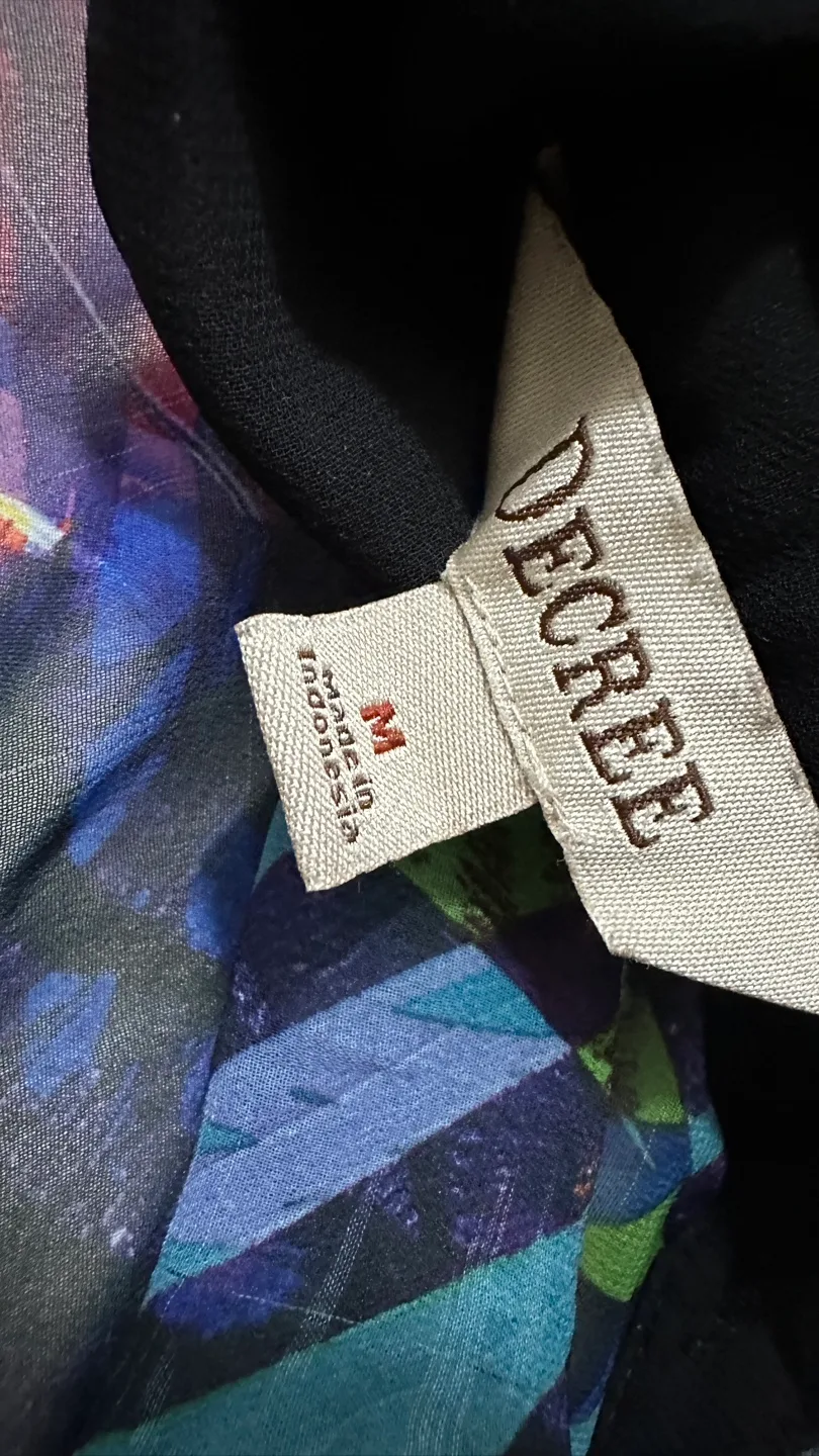 Decree | Sleeveless Blouse - Tropical Jungle Print - Size M image indicator(4)