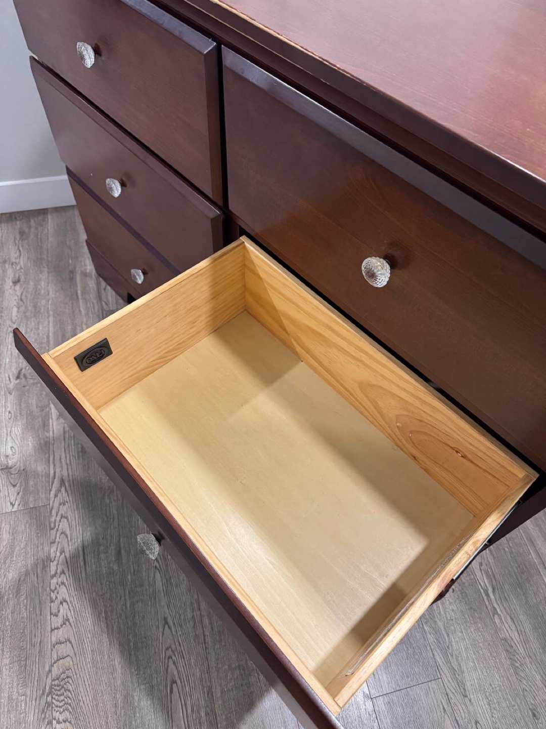 Wooden Dresser with 6 Drawers - photo 2