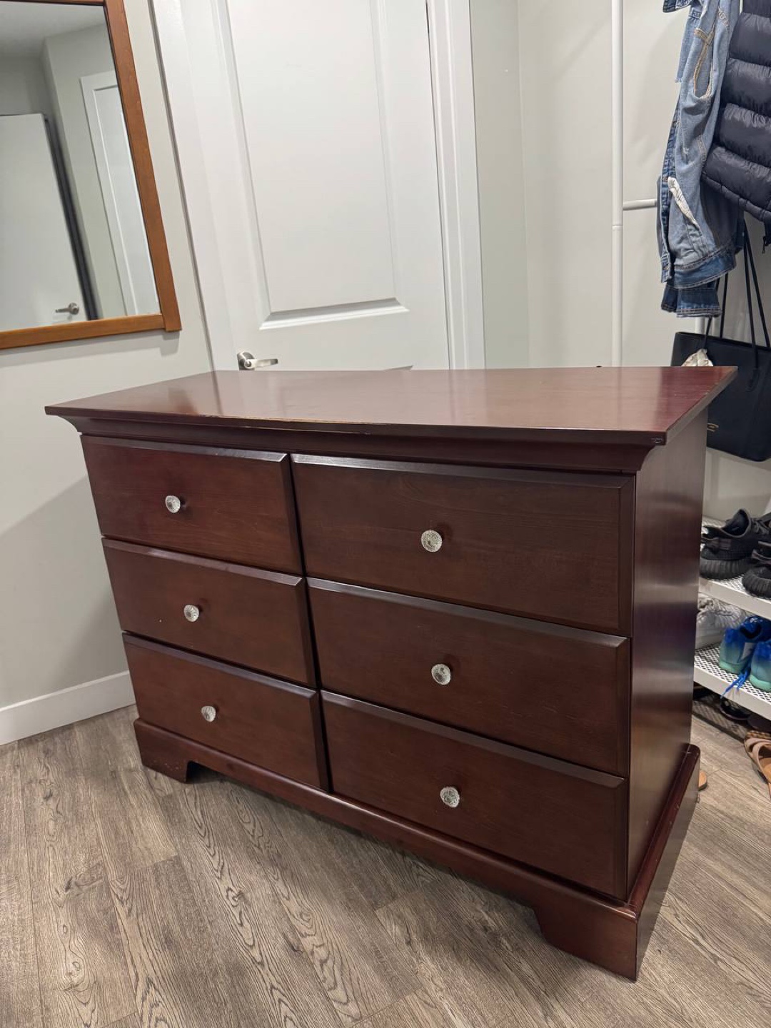 Wooden Dresser with 6 Drawers