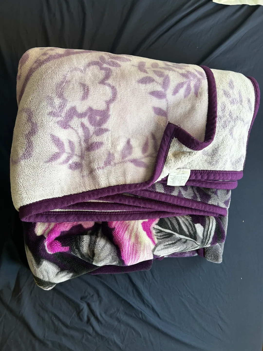 Floral Fleece Blanket - Purple & White thumbnail