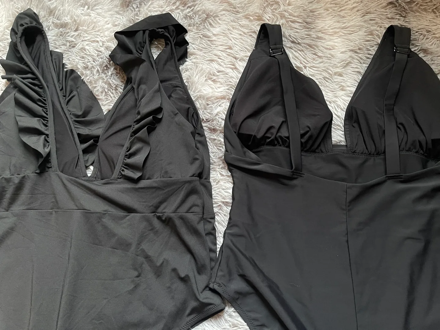 Black One-Piece Swimsuits image indicator(4)