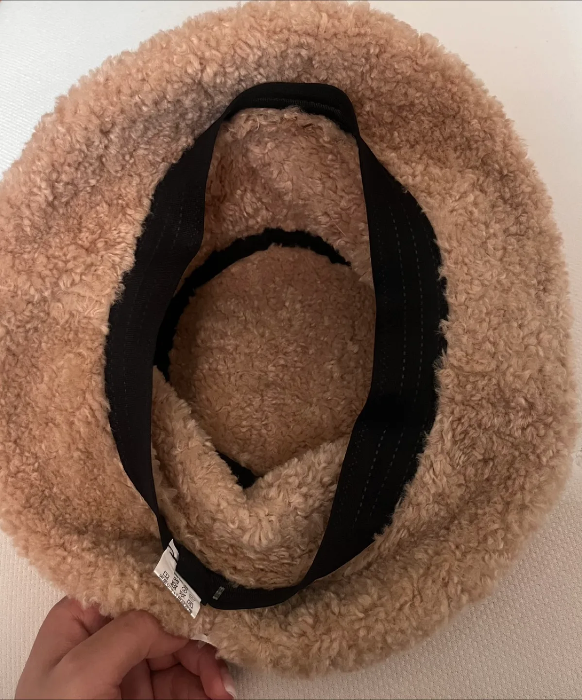 Fuzzy Brown Bucket Hat image indicator(2)