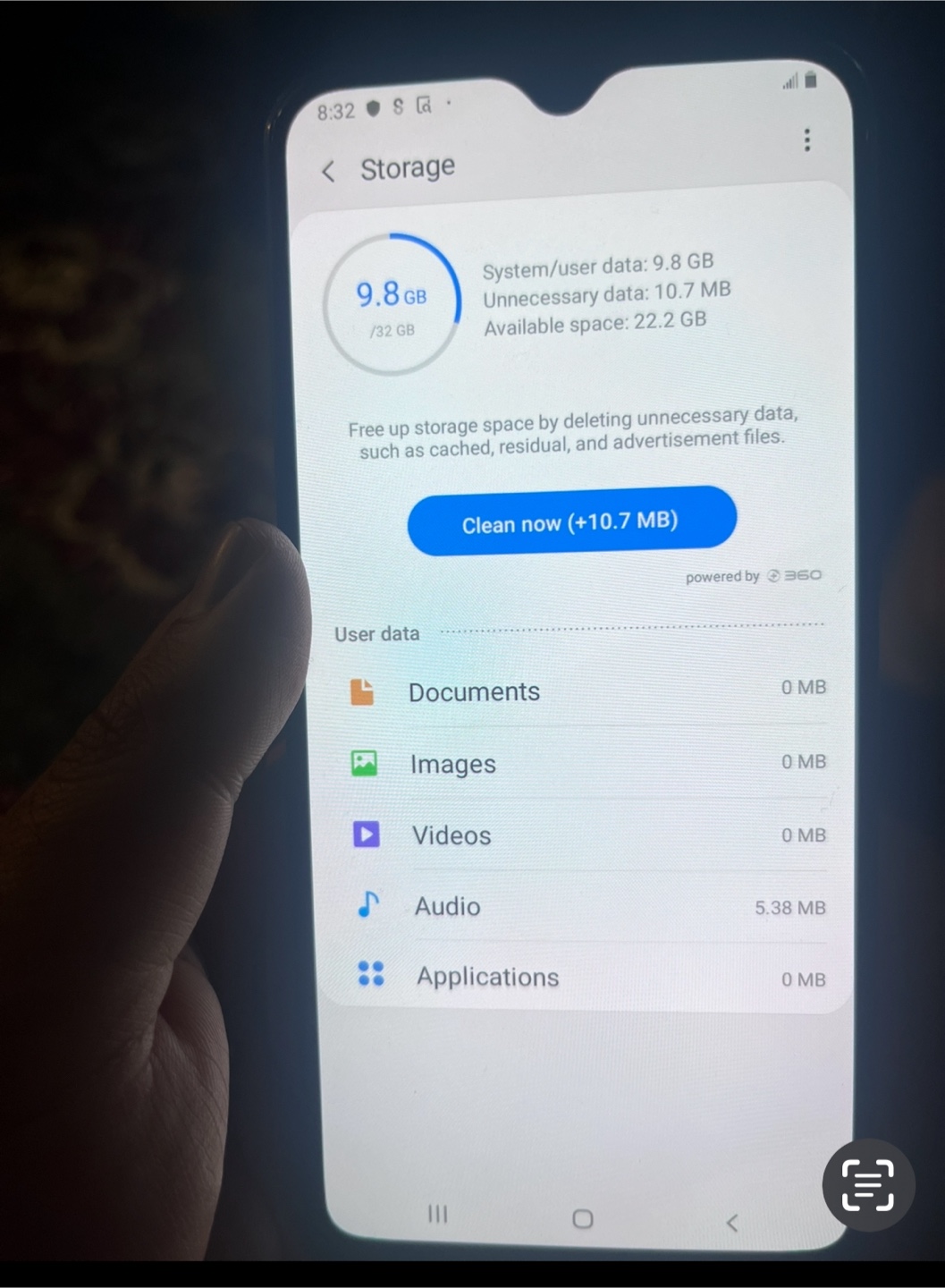Samsung Galaxy A20 - photo 3